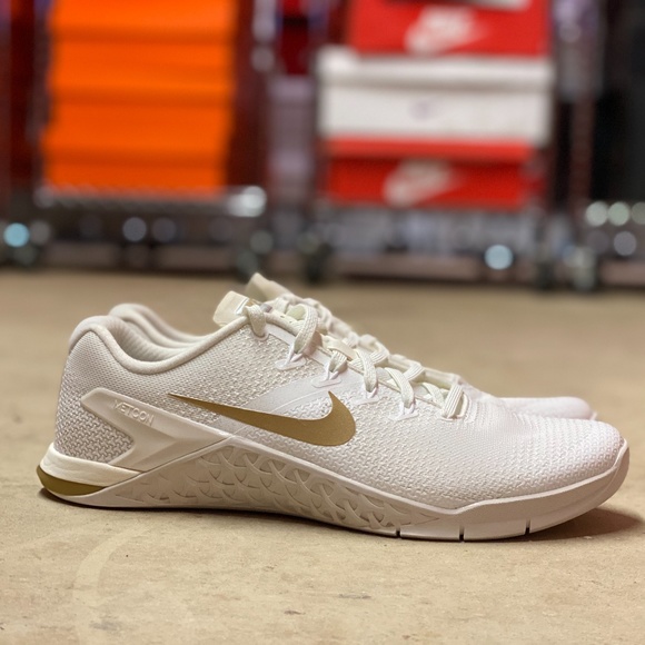 metcon 4 champagne